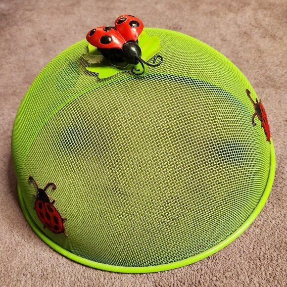 Ladybug Wire Mesh Food Covers (2) - Picture 2 of 4